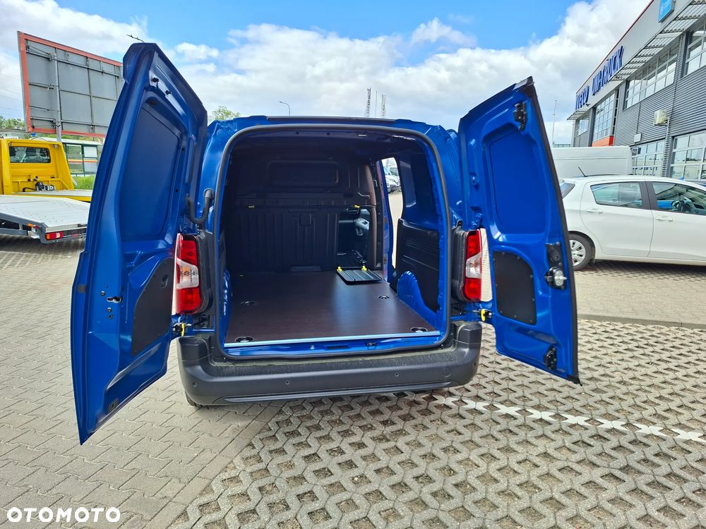 Fiat BOGATE WYPOSAŻENIE, OD RĘKI - DOBLO L2 1,5 102KM - kamera cofania, LED, Wykładzina antypoślizgowa - 33