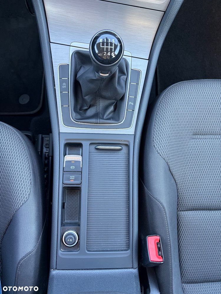 Volkswagen Golf 1.4 TSI (BlueMotion Technology) Comfortline - 12