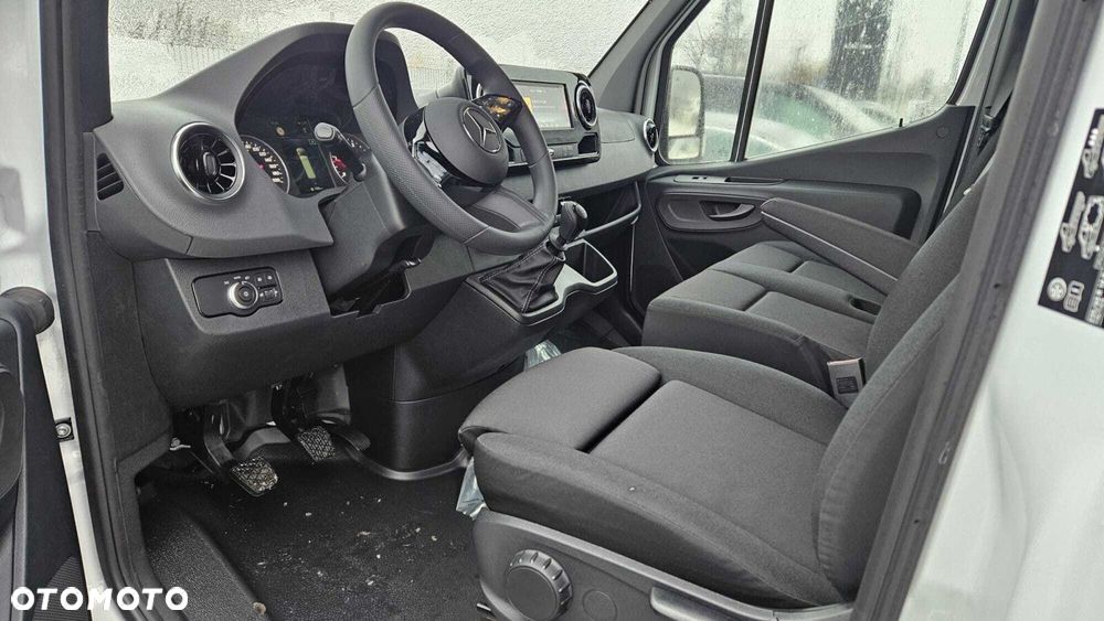Mercedes-Benz Sprinter 317 CDI KA OM654 - 10