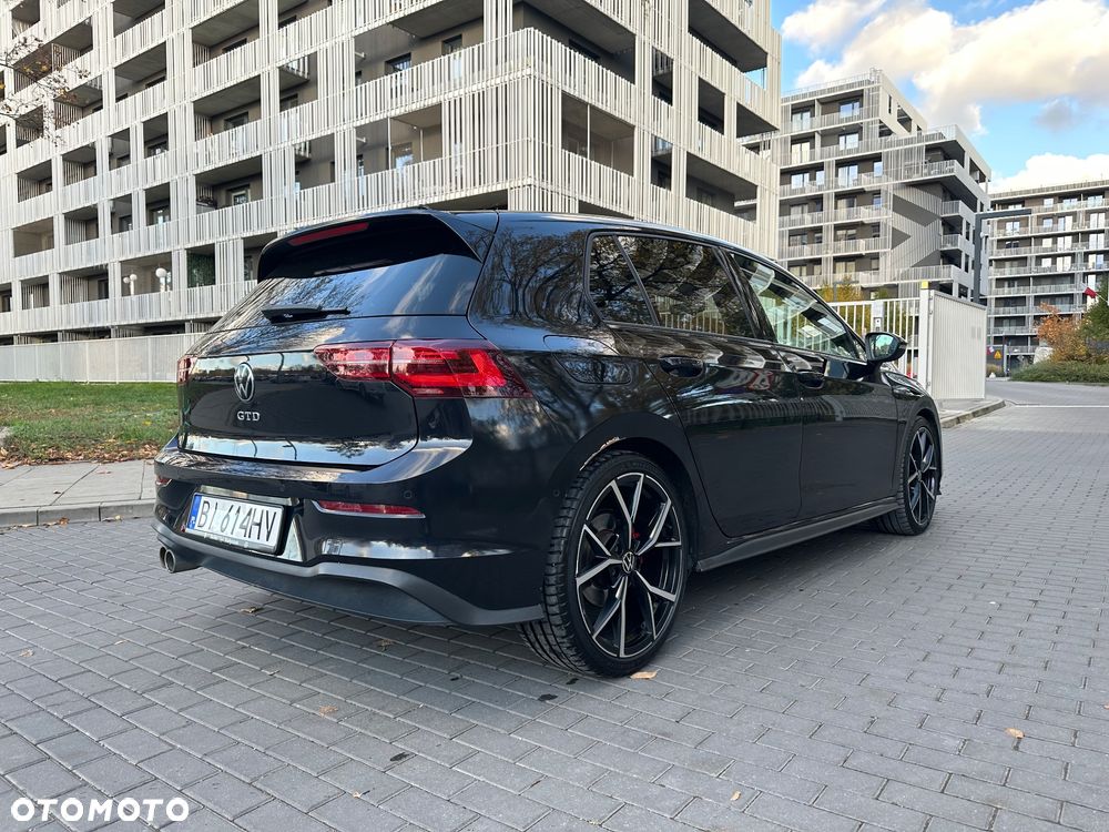 Volkswagen Golf - 4