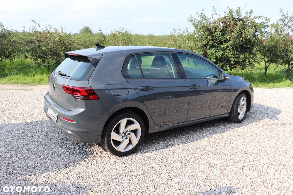 Volkswagen Golf 2.0 TDI SCR Life - 16