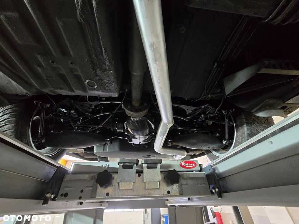 Mercedes-Benz Klasa E - 31