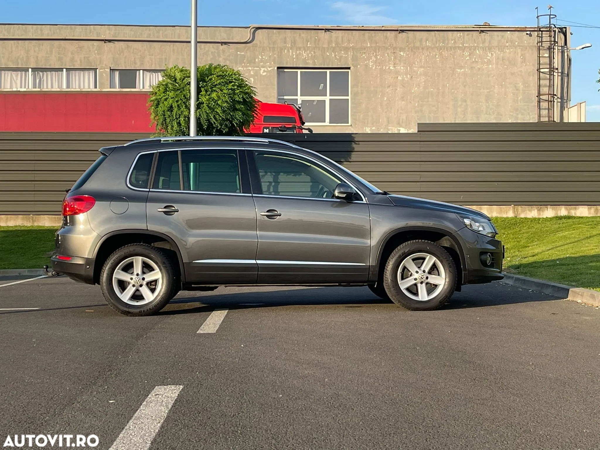 Volkswagen Tiguan 2.0 TDI DPF 4Motion DSG Exclusive - 34