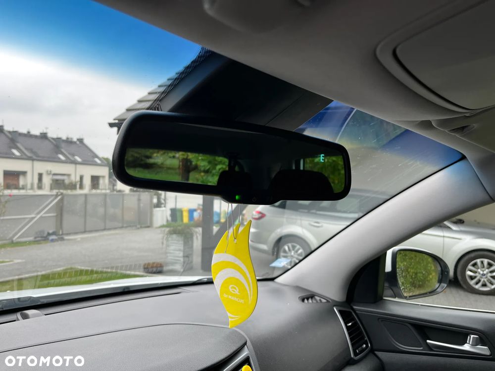 Hyundai Tucson 1.7 CRDI BlueDrive Style 2WD - 20