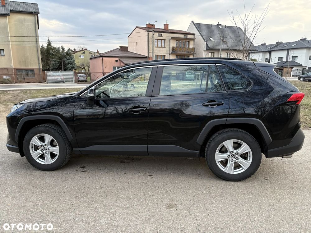 Toyota RAV4 - 4