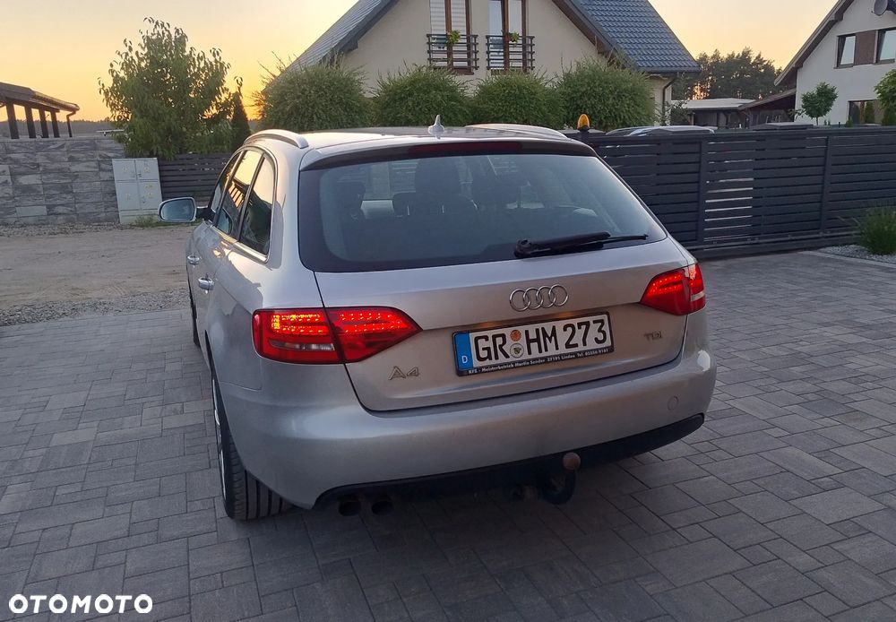 Audi A4 Avant 2.0 TDI DPF multitronic Ambiente - 30