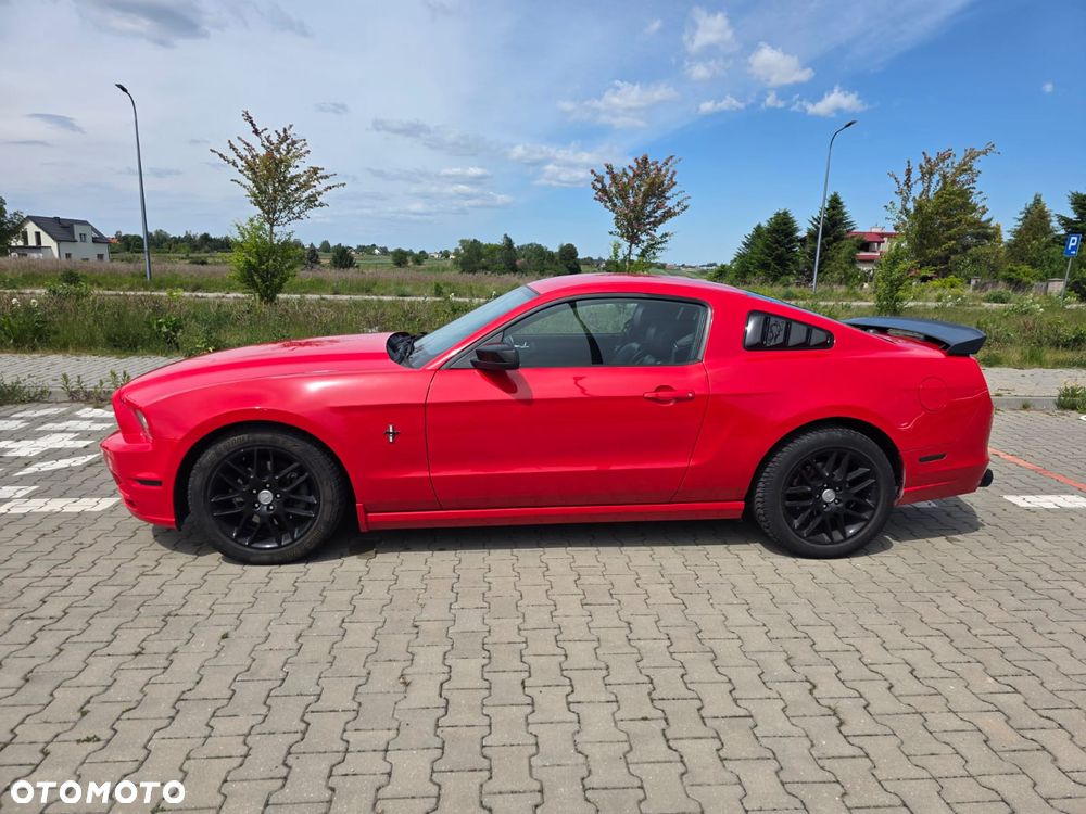 Ford Mustang 3.7 V6 Premium - 2