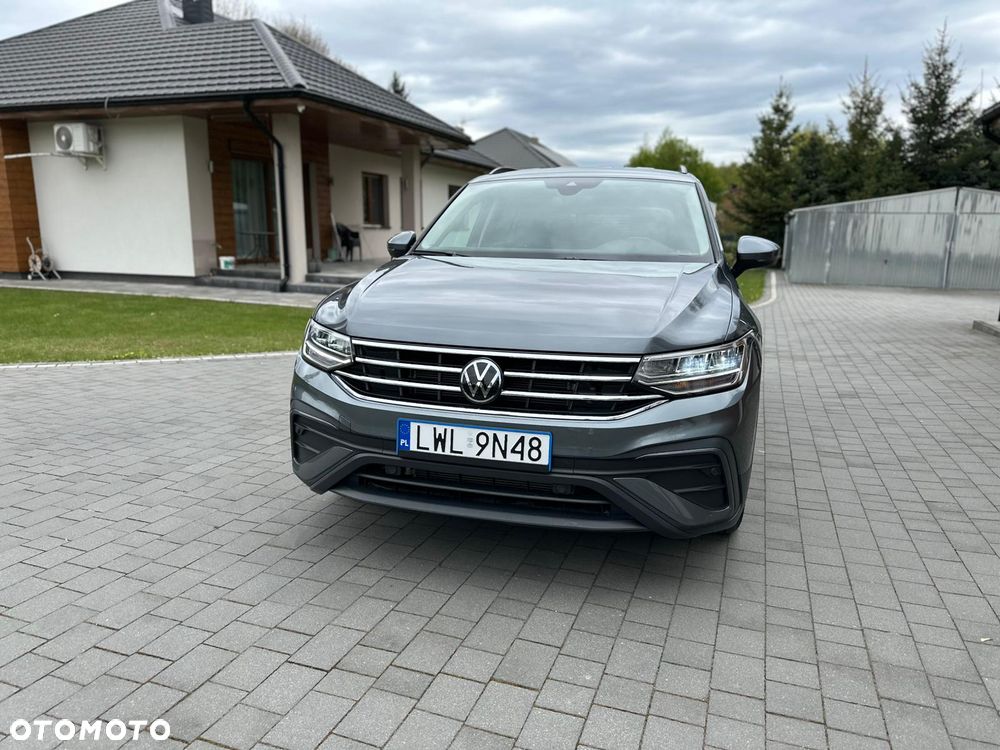 Volkswagen Tiguan - 2