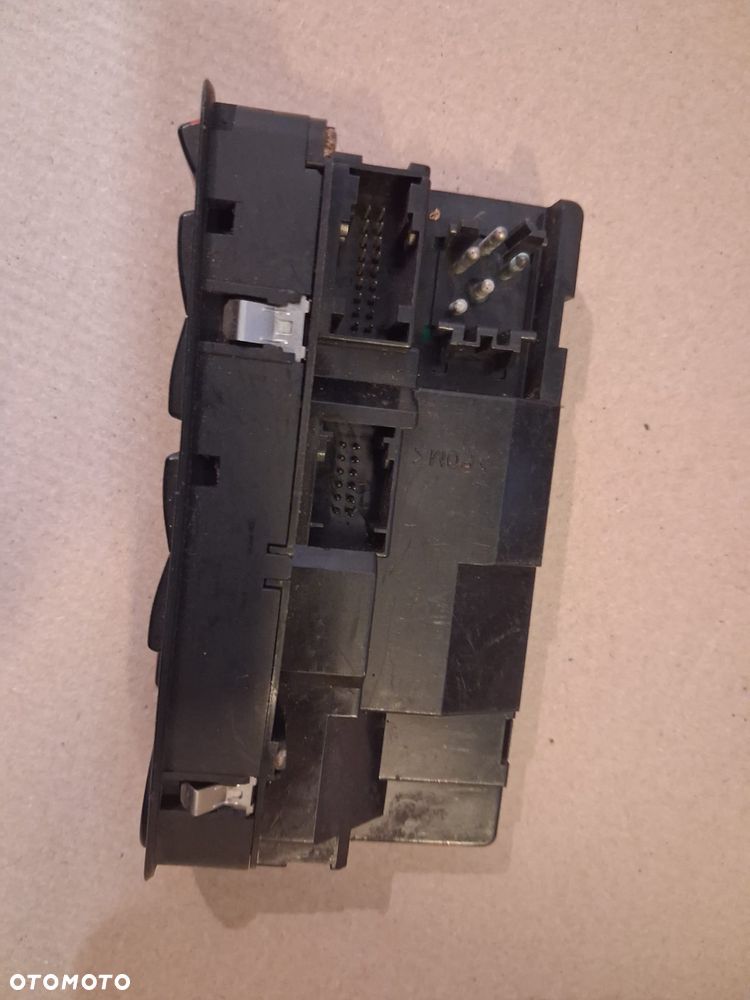 Panel sterowania szyb przełączniki BMW E39  OE - 2