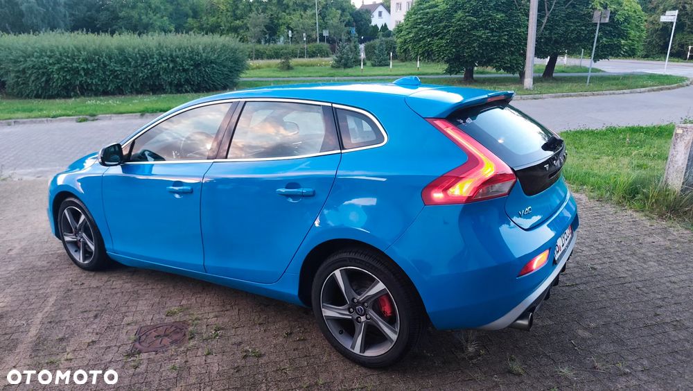 Volvo V40 T5 R-Design Summum - 18