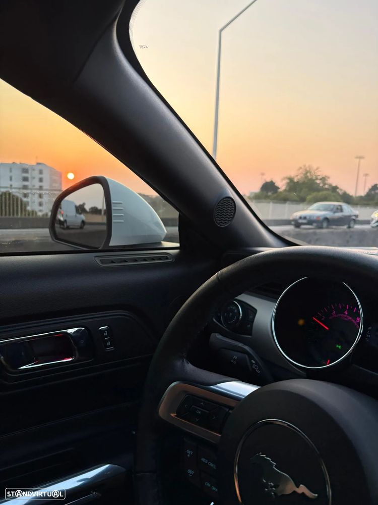 Ford Mustang 2.3i EcoBoost - 8