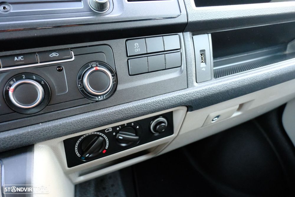 VW Transporter - 23