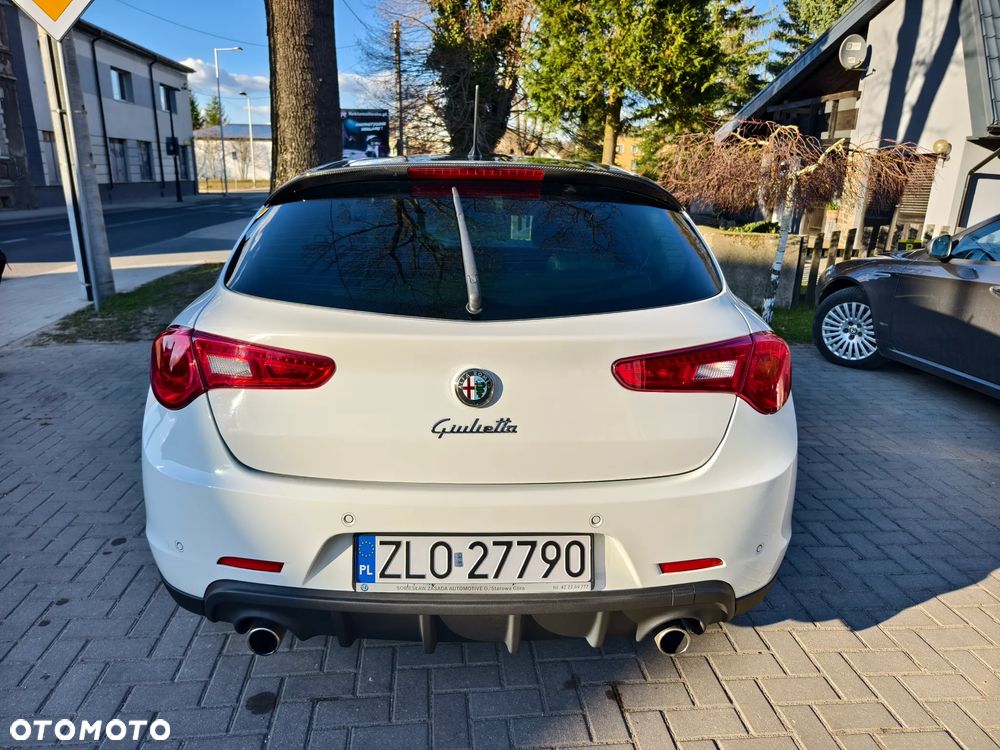 Alfa Romeo Giulietta - 5