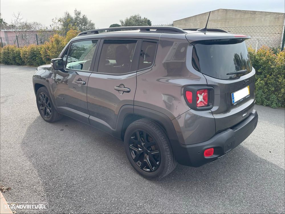 Jeep Renegade 1.3 T Night Eagle DCT - 8