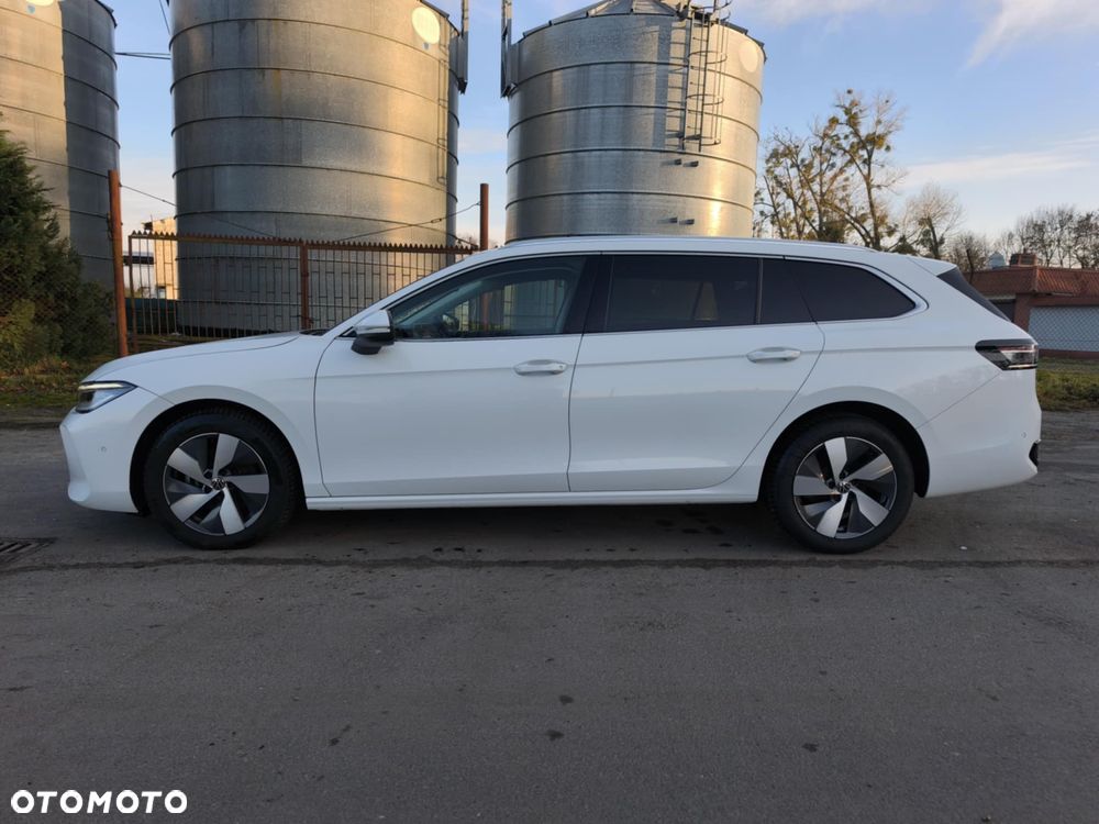 Volkswagen Passat 2.0 TDI SCR DSG Elegance - 8