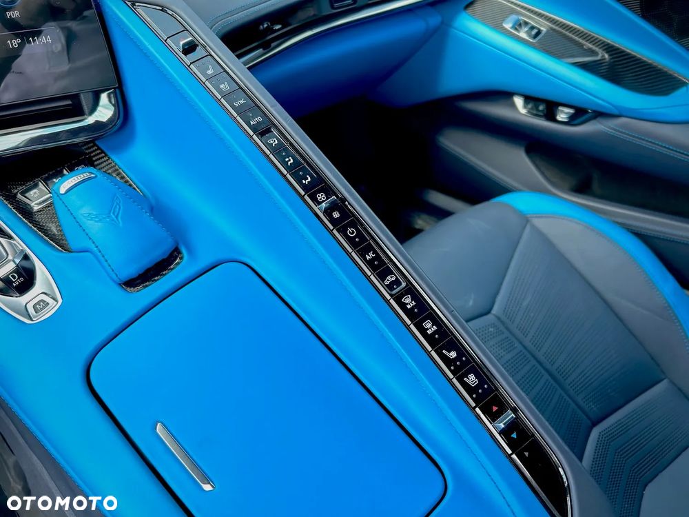 Chevrolet Corvette Stingray 3LT 6.2 V8 Automatik - 24