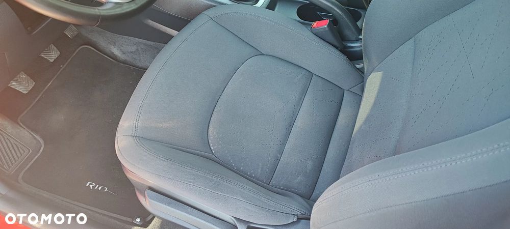 Kia Rio 1.4 Platinum Edition - 25