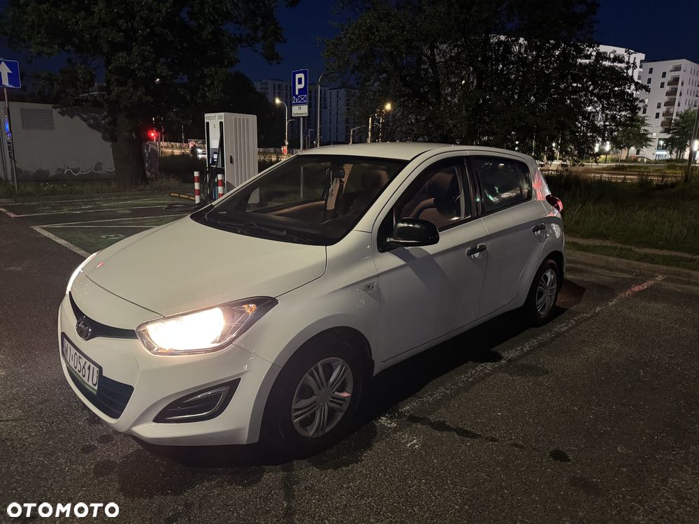 Hyundai i20 1.1 CRDi Comfort - 6