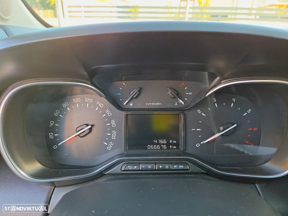Citroën C3 Aircross 1.2 PureTech Shine - 22