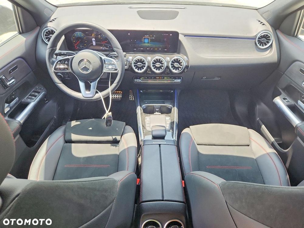 Mercedes-Benz GLA 250 4Matic 8G-DCT AMG Line - 8