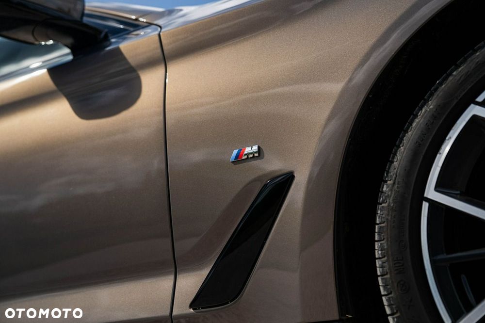 BMW Seria 5 530i xDrive mHEV M Sport sport - 16