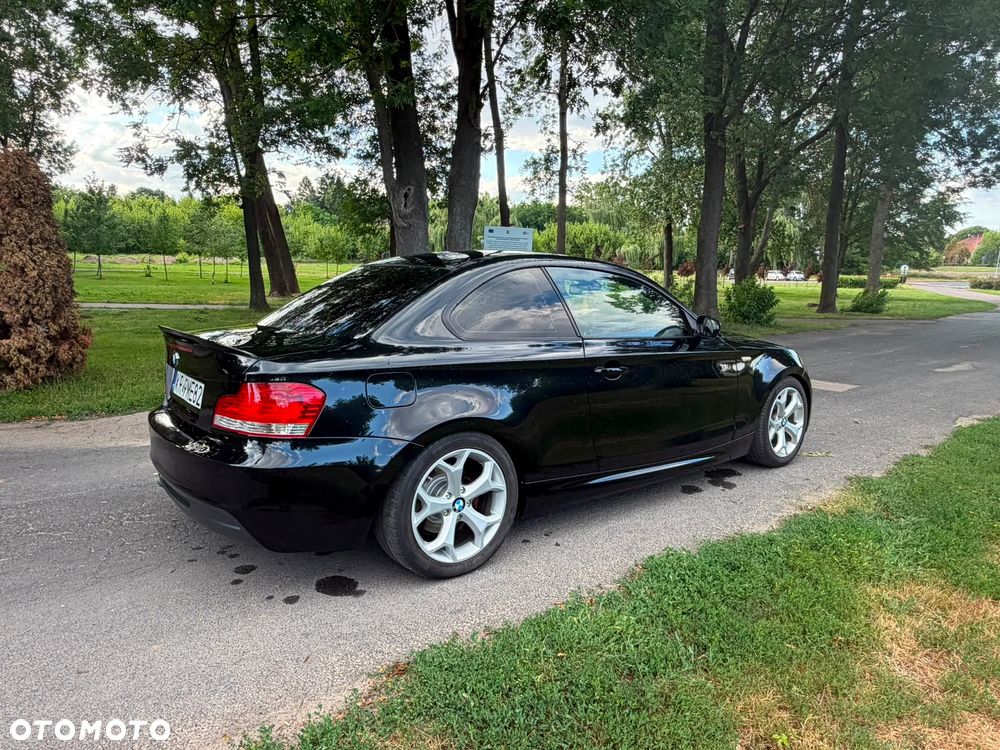 BMW Seria 1 120d - 4