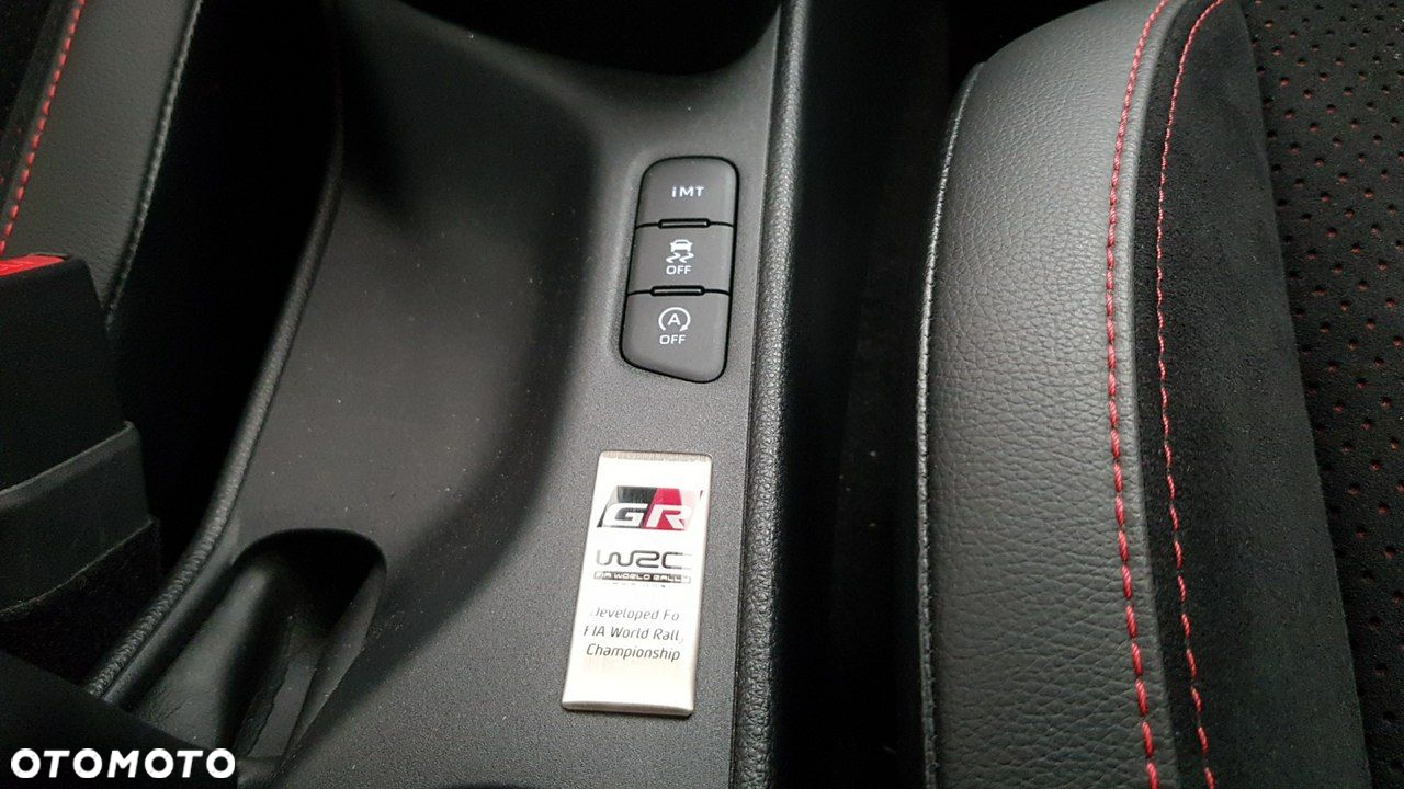 Toyota Yaris - 19