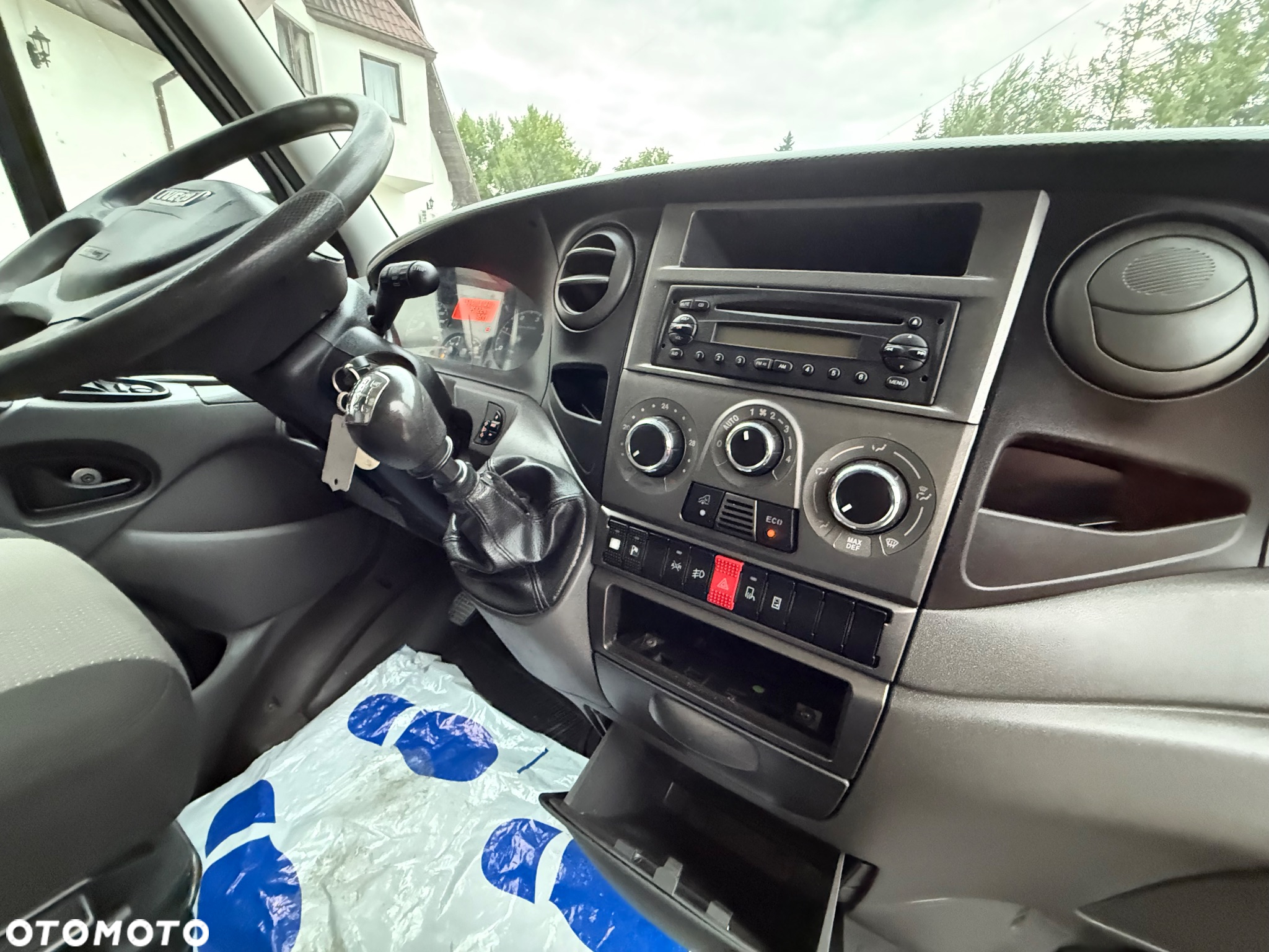 Iveco DAILY 35S - 23