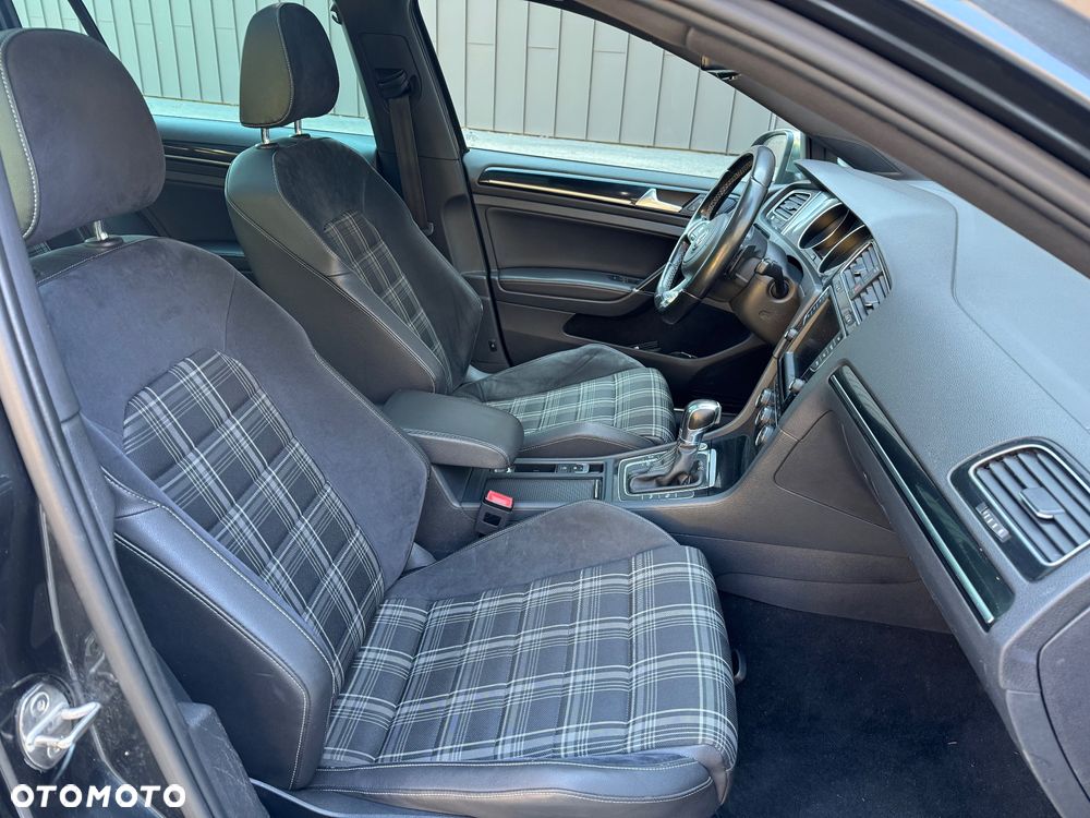 Volkswagen Golf GTD 2.0 TDI SCR DSG - 28