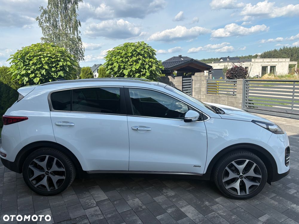 Kia Sportage 2,0 CRDI AWD GT Line - 3