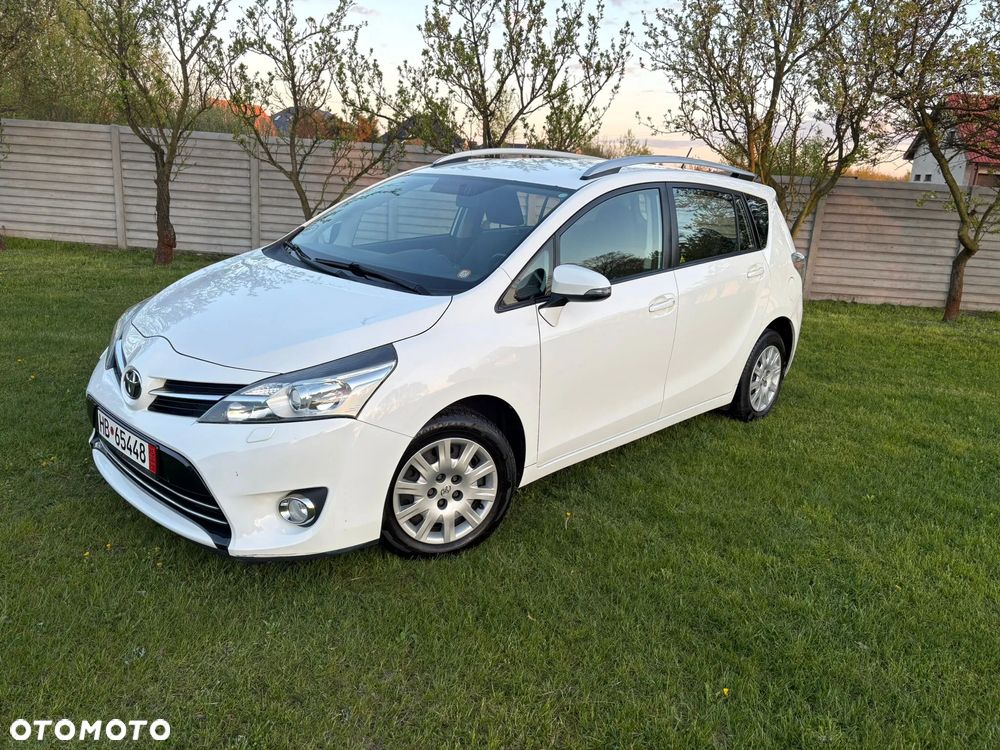 Toyota Verso 2.0 D-4D Premium 7os - 9