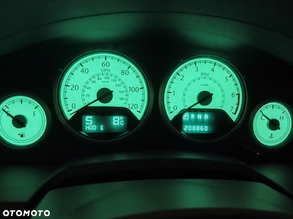 Chrysler Town & Country 4.0 Limited - 23