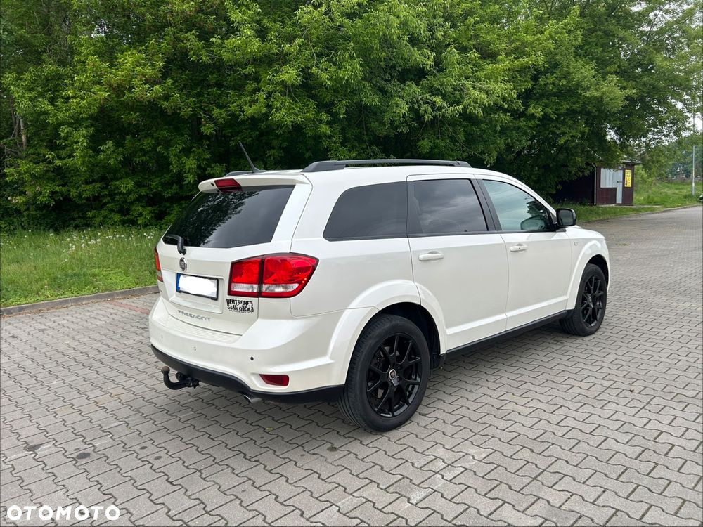 Fiat Freemont 2.0 Multijet 16V DPF Automatik Allrad Black Code - 3