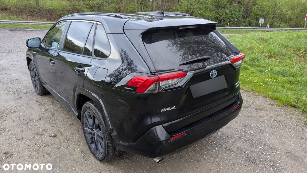 Toyota RAV4 - 11