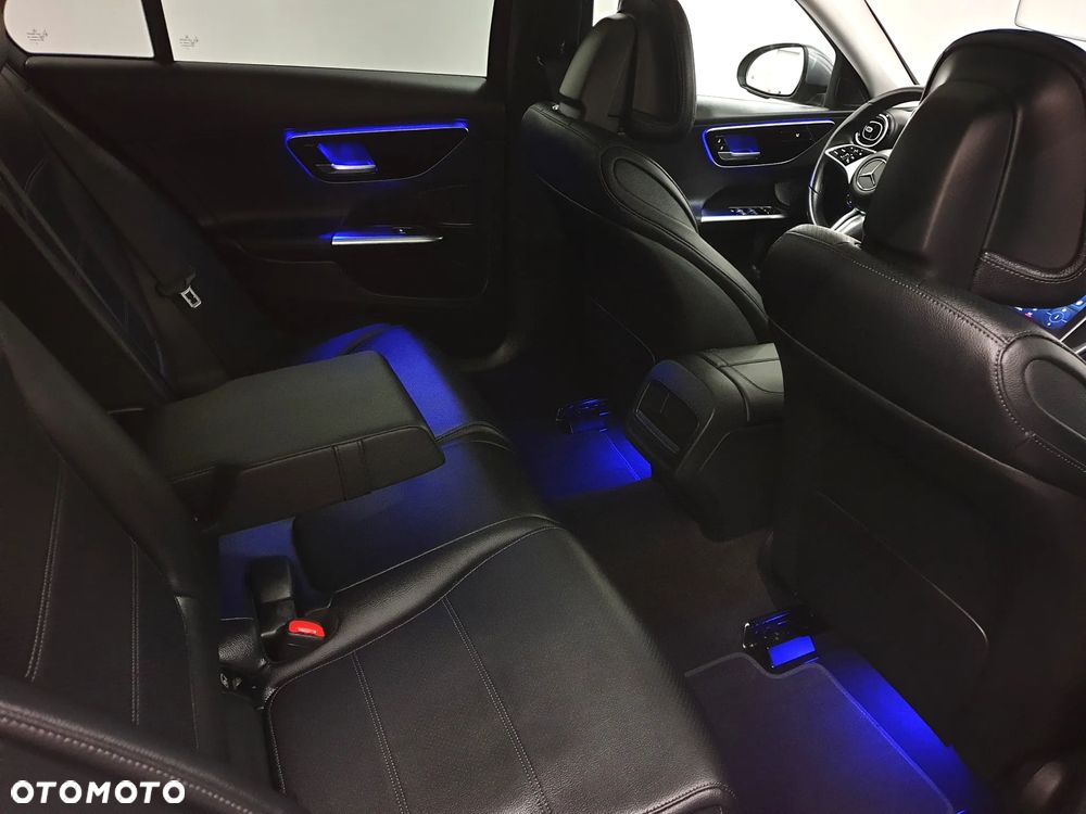 Mercedes-Benz Klasa C 220 d 4Matic 9G-TRONIC AMG Line - 30