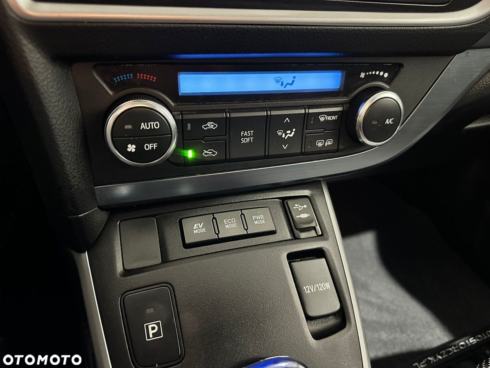Toyota Auris - 31