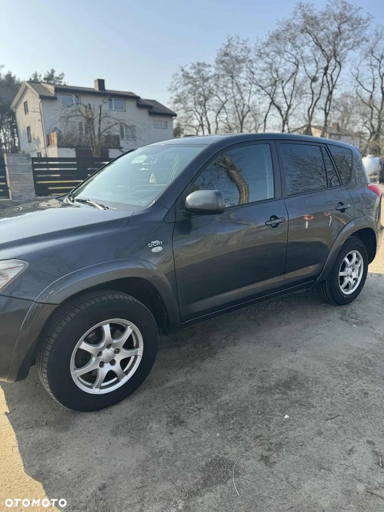 Toyota RAV4 2.2 D-4D X - 17