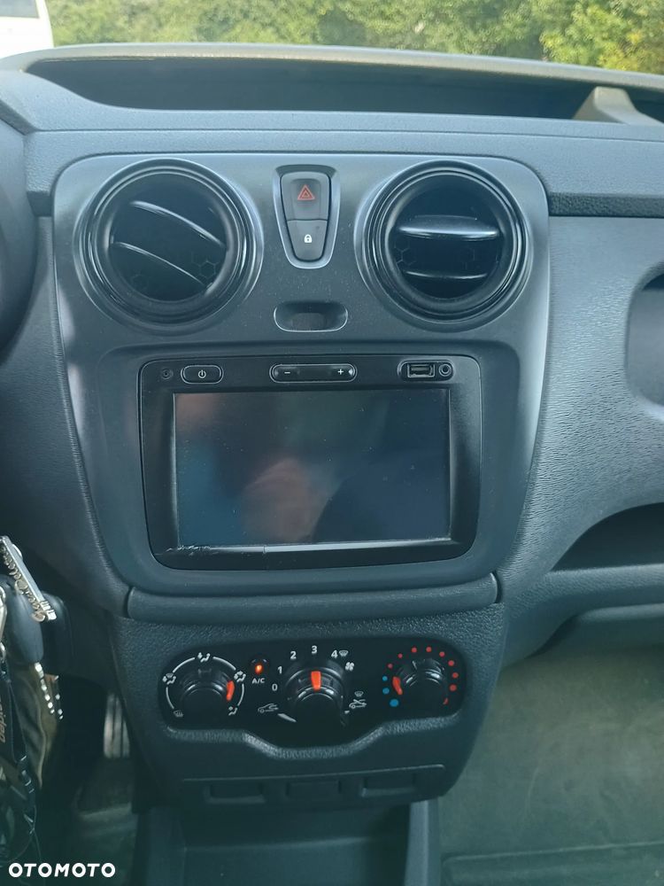 Dacia Dokker dCi - 18