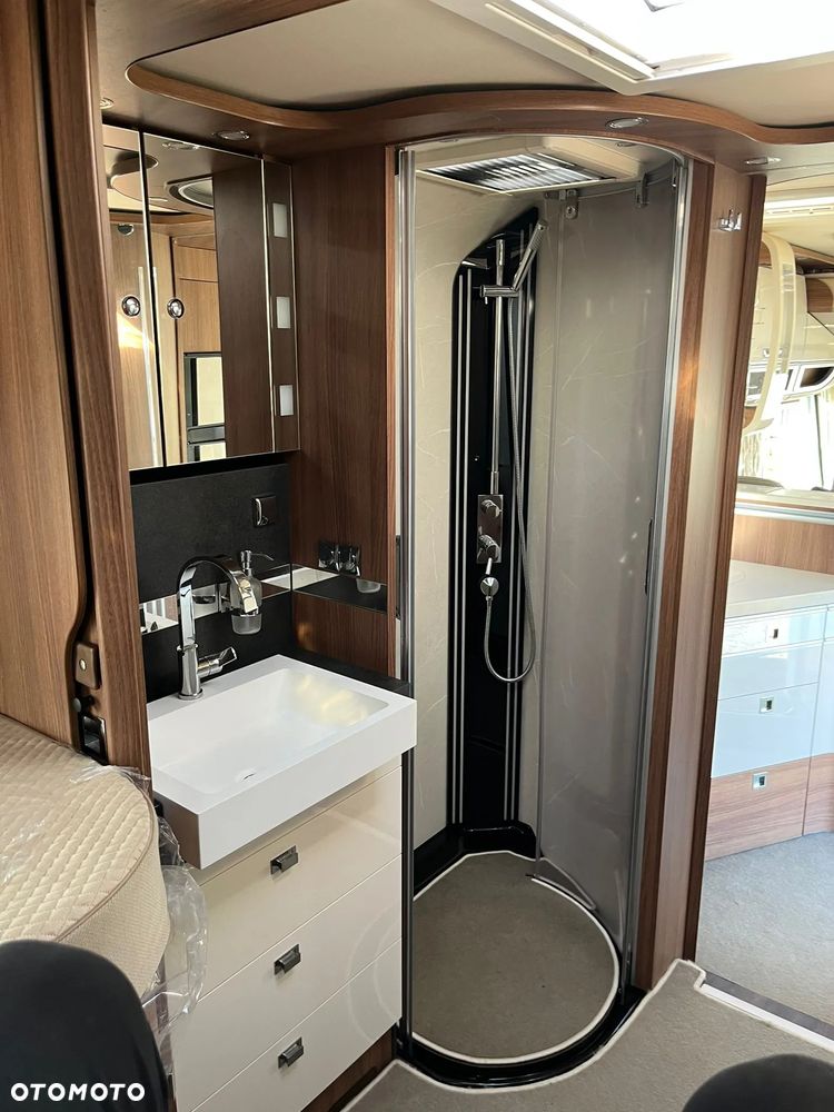 Carthago CHIC E-LINE I 61XL LE - 26