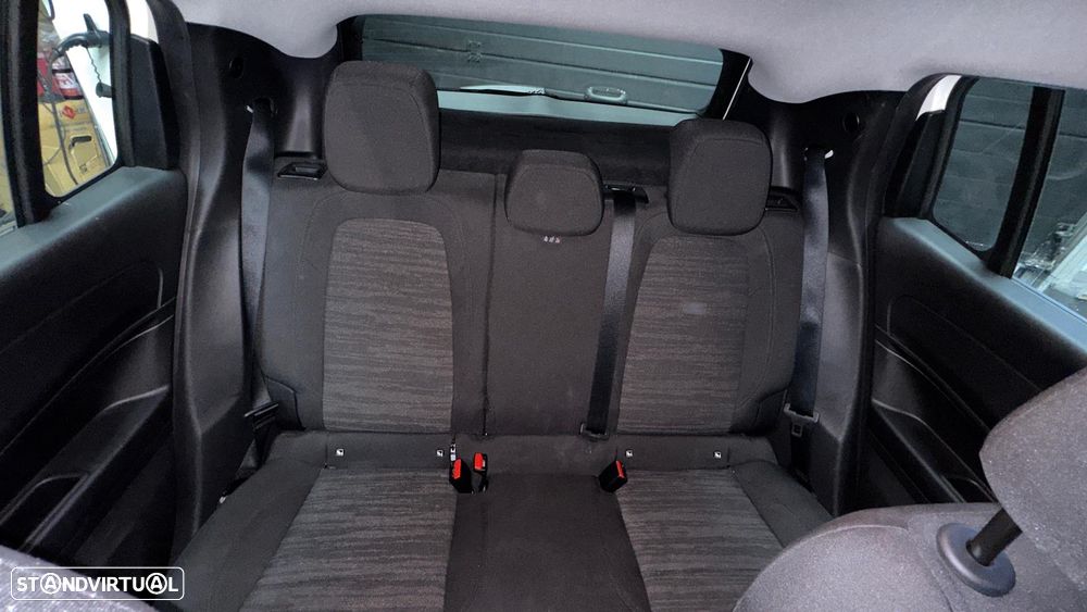 Jeep Avenger Altitude - 24