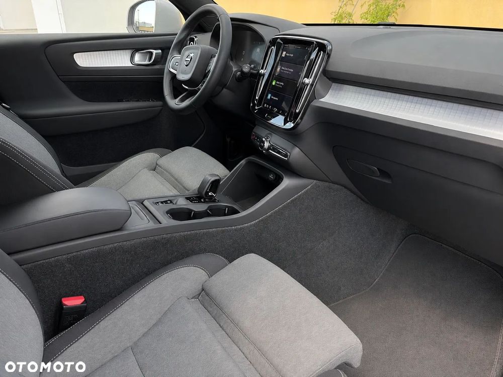 Volvo XC 40 B3 Core - 9