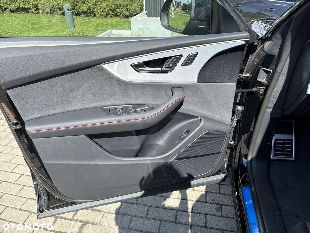 Audi Q8 - 11