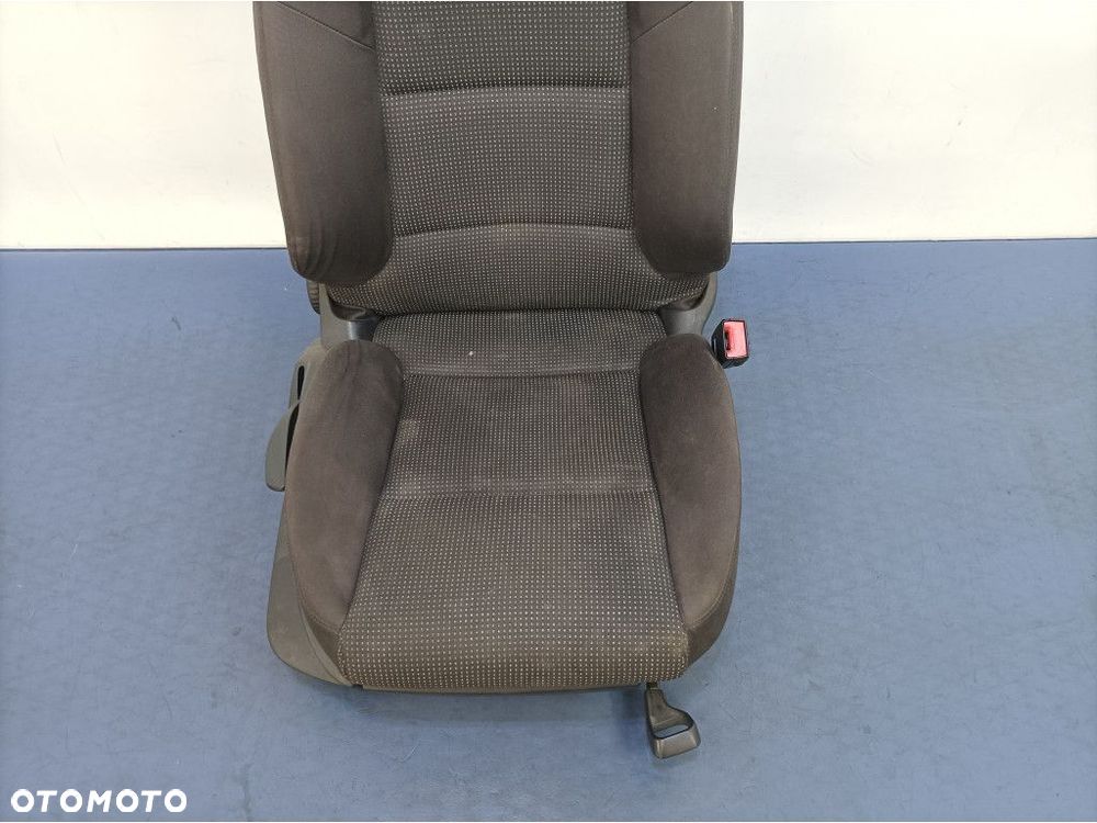 AUDI A3 8P FOTEL PASAŻERA WELUR - 2