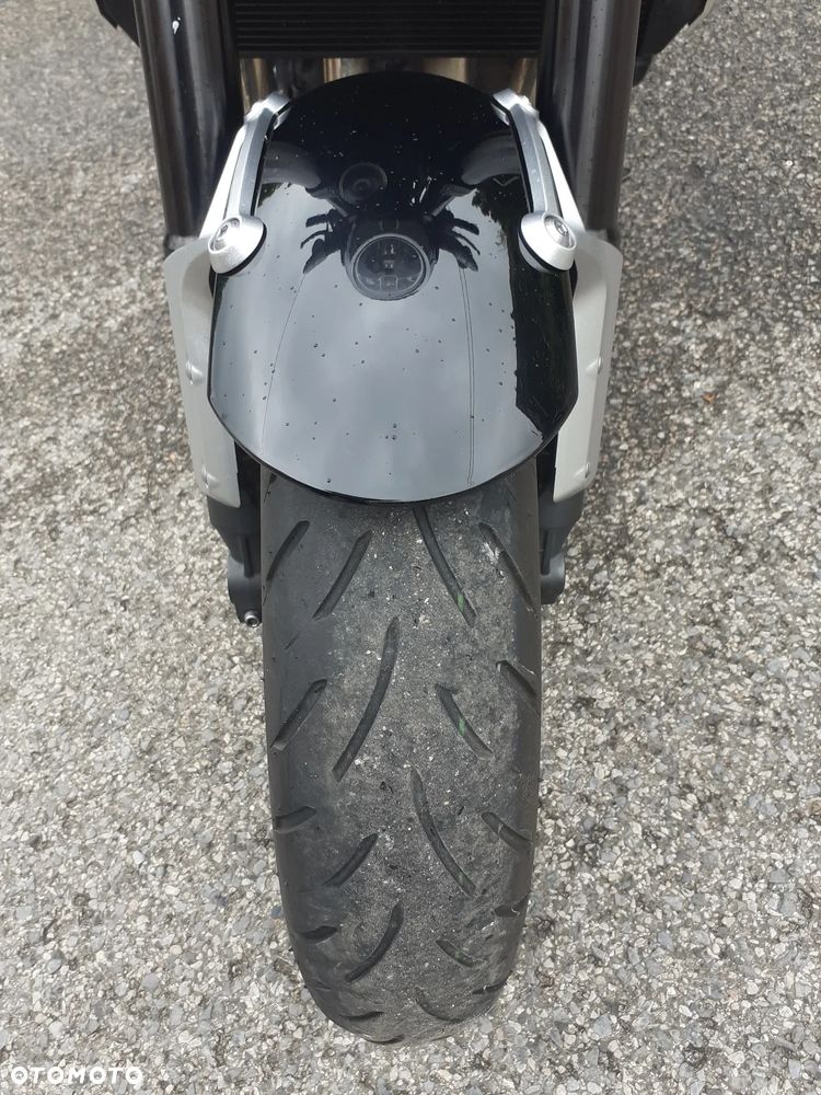 Kawasaki Z 900 RS - 10