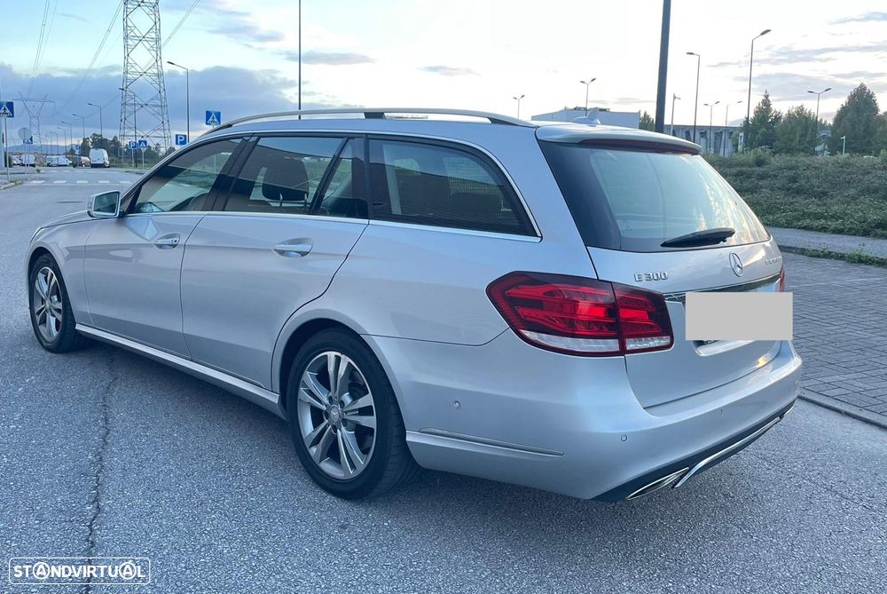 Mercedes-Benz E 300 Bluetec Hybrid Elegance - 4