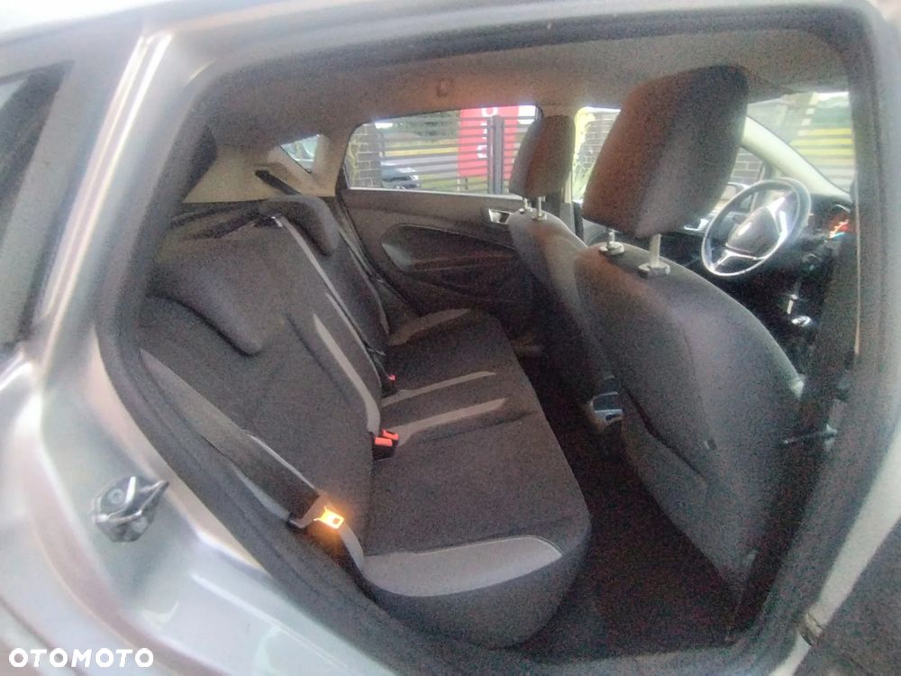 Ford Fiesta 1.25 Trend EU5 - 19