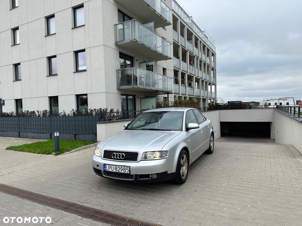 Audi A4 ver-1-8t - 1