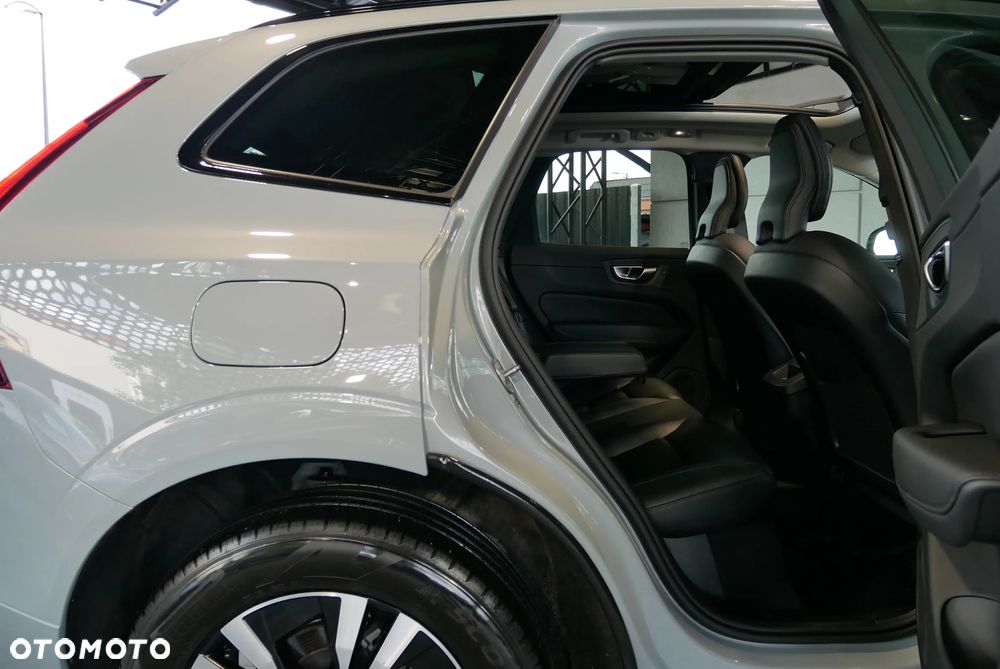 Volvo XC 60 B5 B AWD Geartronic Inscription - 11