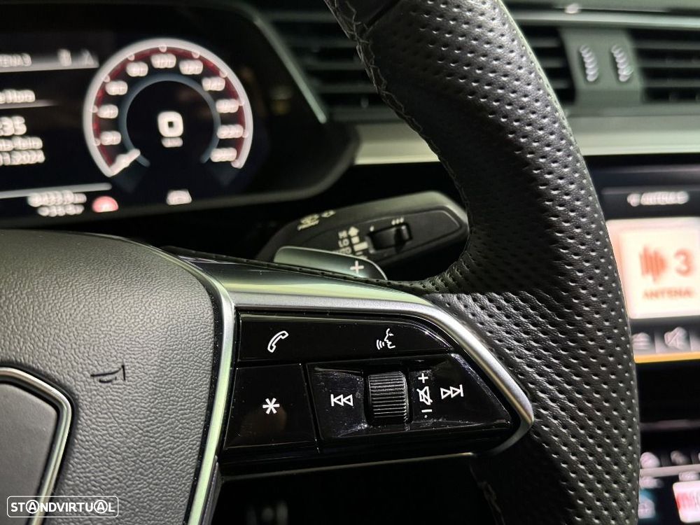 Audi Q8 e-Tron Sportback 50 quattro S line - 25