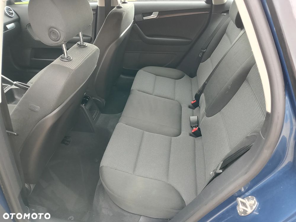Audi A3 Sportback 1.6 Attraction - 14